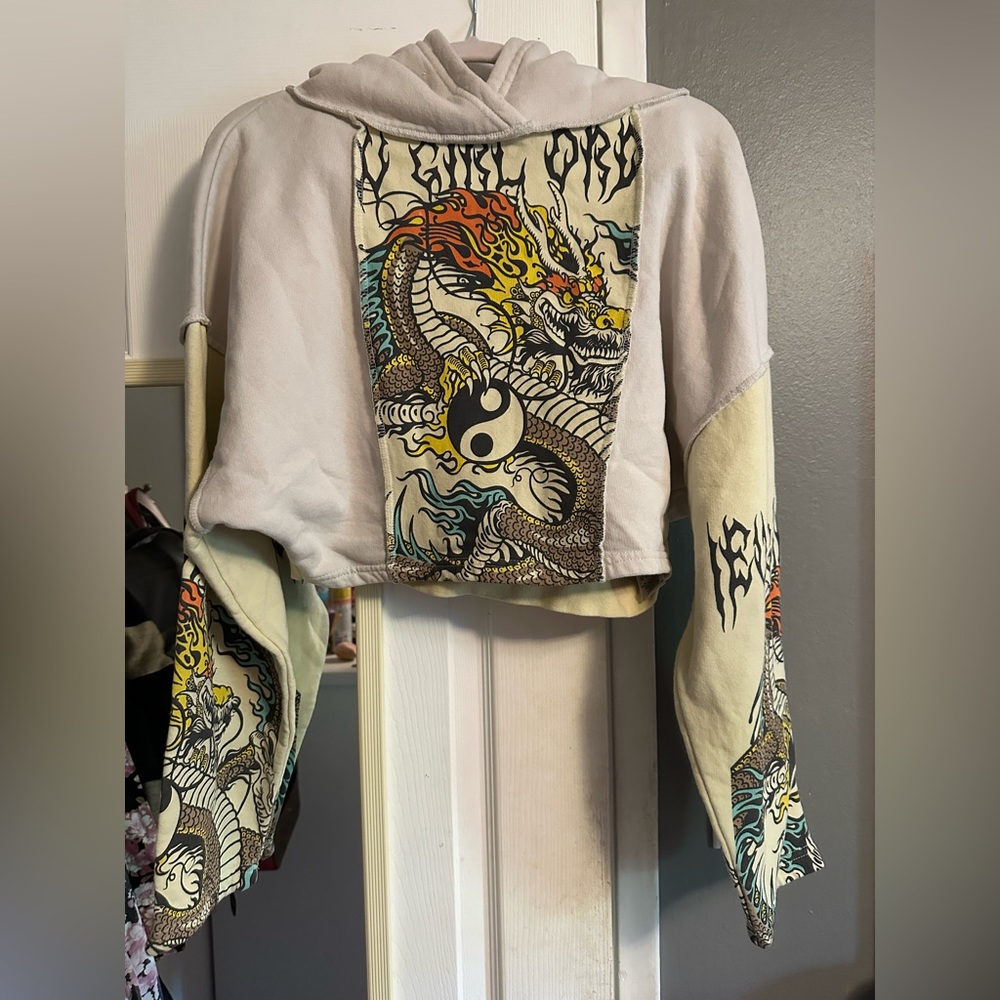 NGOrder Yin Yang Dragon Panel Cropped Hoodie